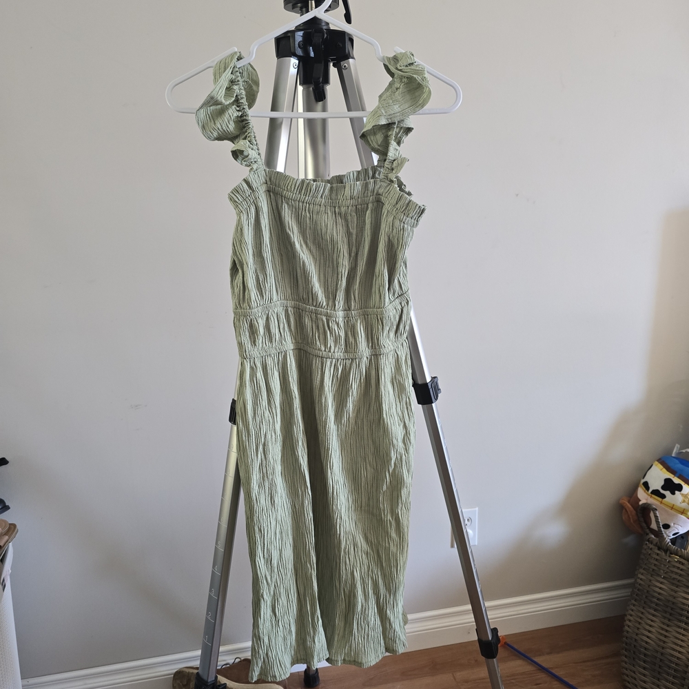 4/$30 NOBO Light Green Textured Dress